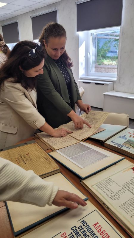 В честь 103летия со дня образования Бахчисарайского района в Бахчисарайской центральной районной библиотеке им. А. С. Пушкина состоялось понастоящему тёплое и душевное мероприятие «Многоликий край родной»