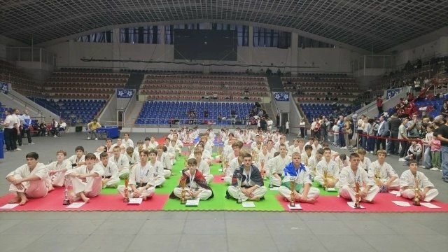 Крымские каратисты завоевали семь медалей на первенстве России