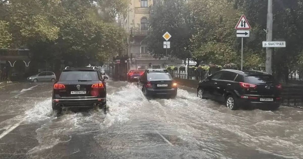 Наиболее сложная ситуация сейчас в Кореизе: как в Ялте устраняют последствия непогоды