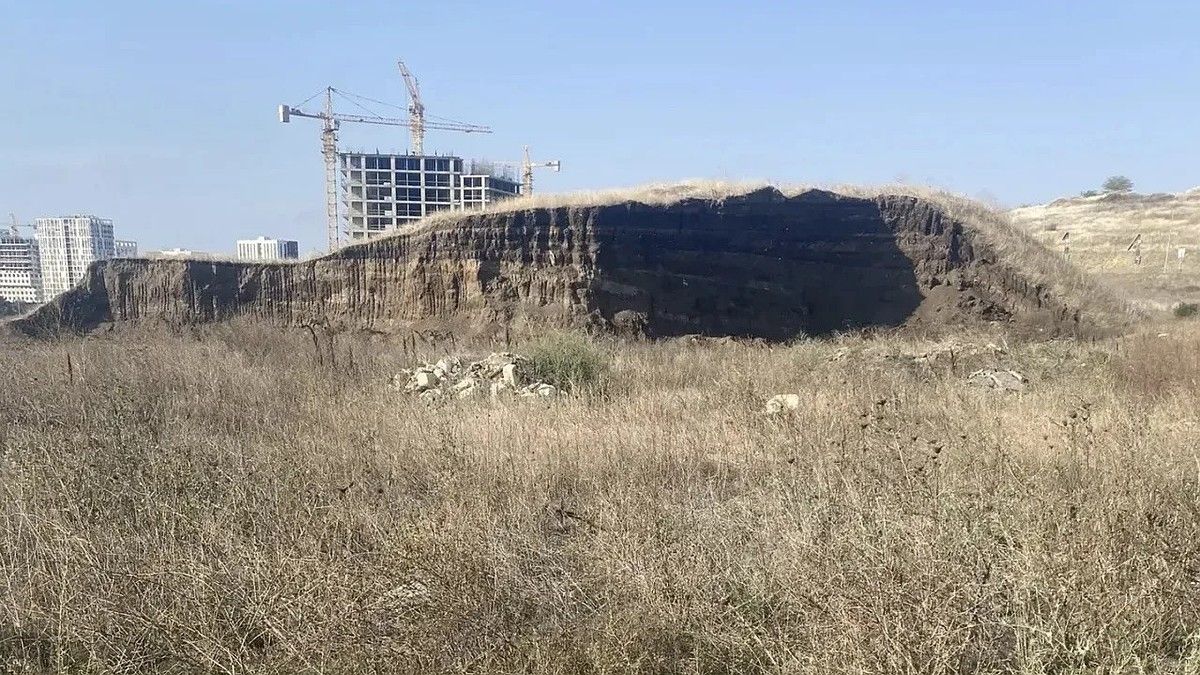 Прокуратура требует ликвидировать свалку отходов на муниципальной земле в Симферополе