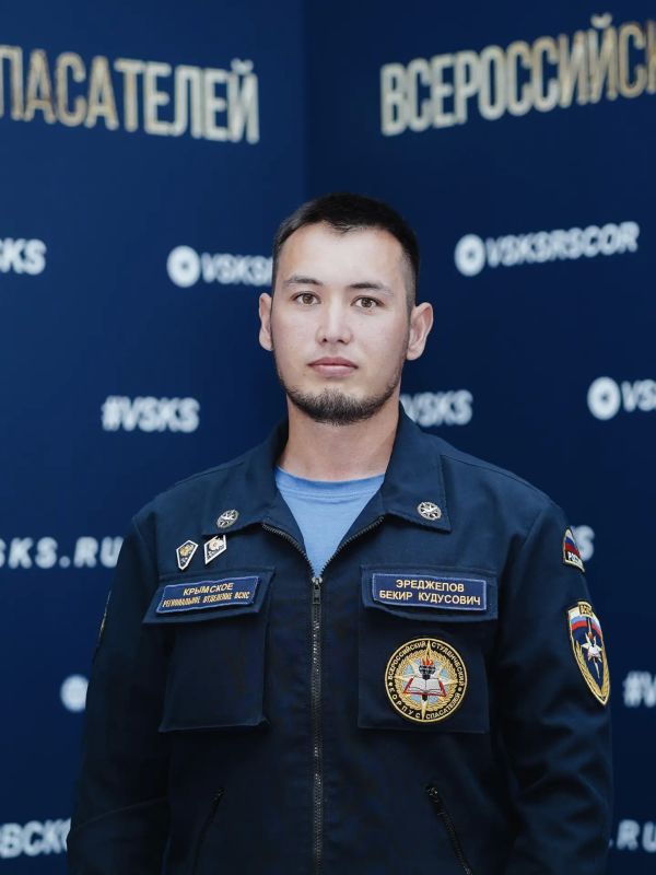 Алексей Зинченко: Крымские добровольцы удостоены нагрудного знака «Доброволец России»