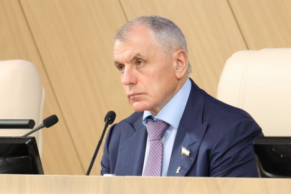 В первом чтении поддержан закон о запрете продажи в Крыму электронных сигарет