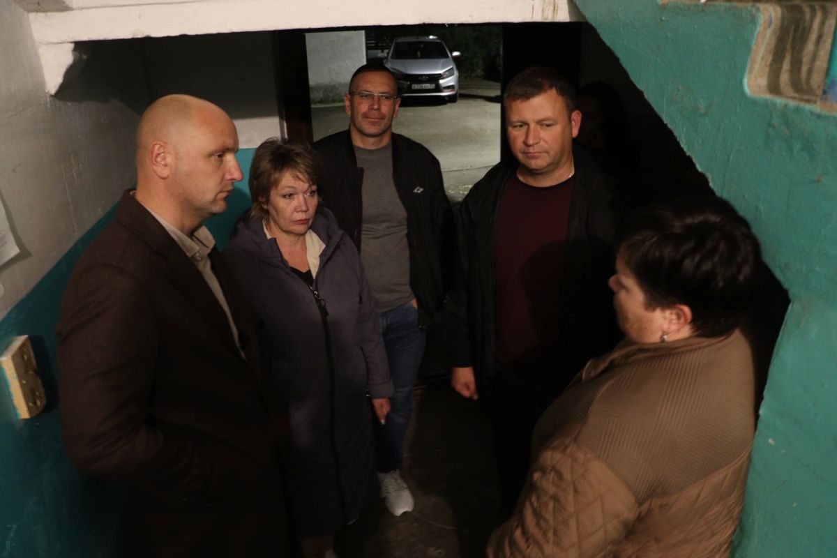 В Керчи продолжается работа с обращениями граждан в Керчи