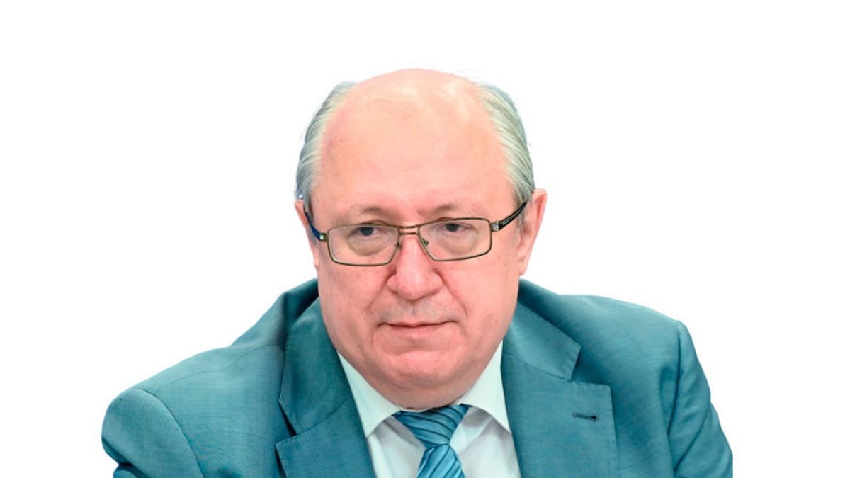 Андрей Сидоров: Трамп возобновит поддержку Украины, если после выборов в США решит, что ему это выгодно