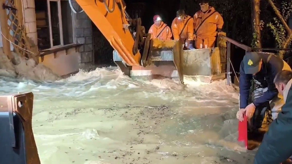 На ЮБК остаются подтопленными 14 частных домов и многоэтажка
