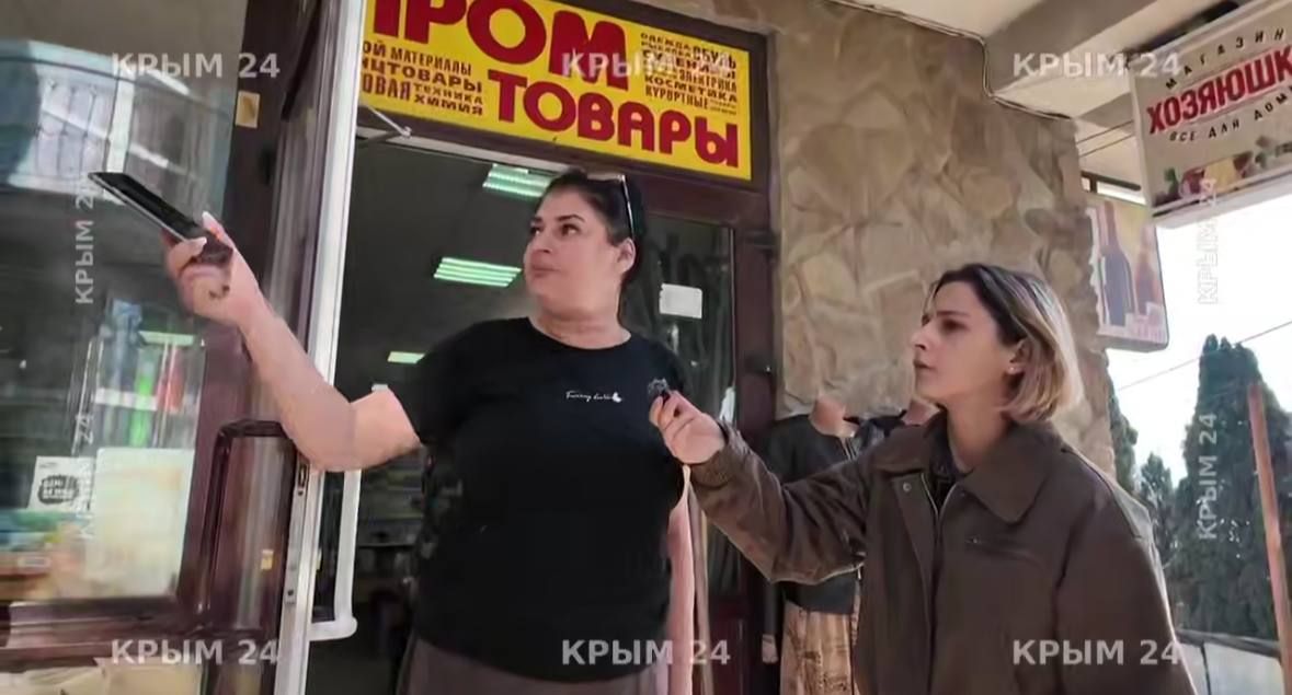 «Со стены был водопад»: продавщица рассказала, как жители Мисхора спасали улицу от воды
