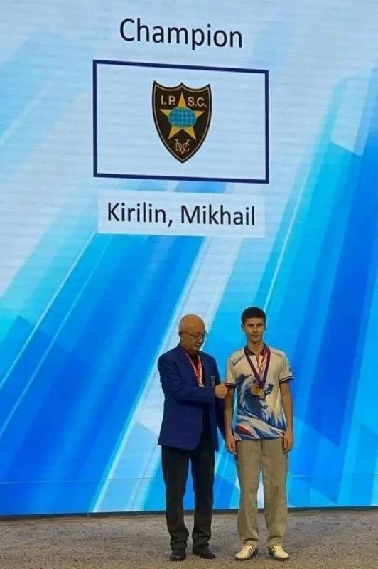 Золото из Гонконга: ялтинец Михаил Кирилин – победитель международного турнира по практической стрельбе