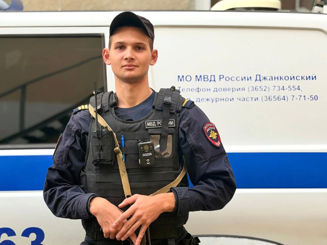 #Хорошей_ рабочей_недели жителям и гостям крымского полуострова желает сотрудник МО МВД России "Джанкойский"