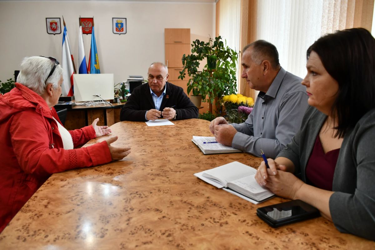 Глава Администрации района Василий Грабован провел личный прием граждан