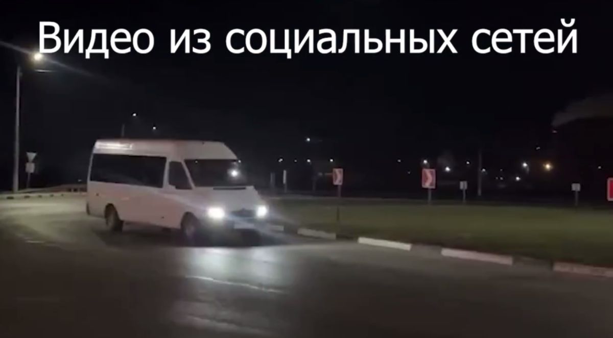 Лихач без прав устроил дрифт на микроавтобусе в Бахчисарае