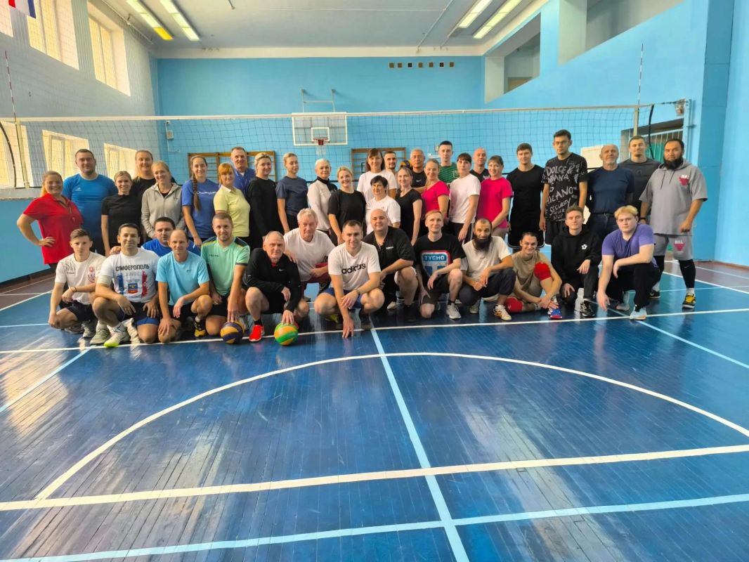 Спорт объединяет: в Симферополе продолжается Спартакиада Профсоюза образования!