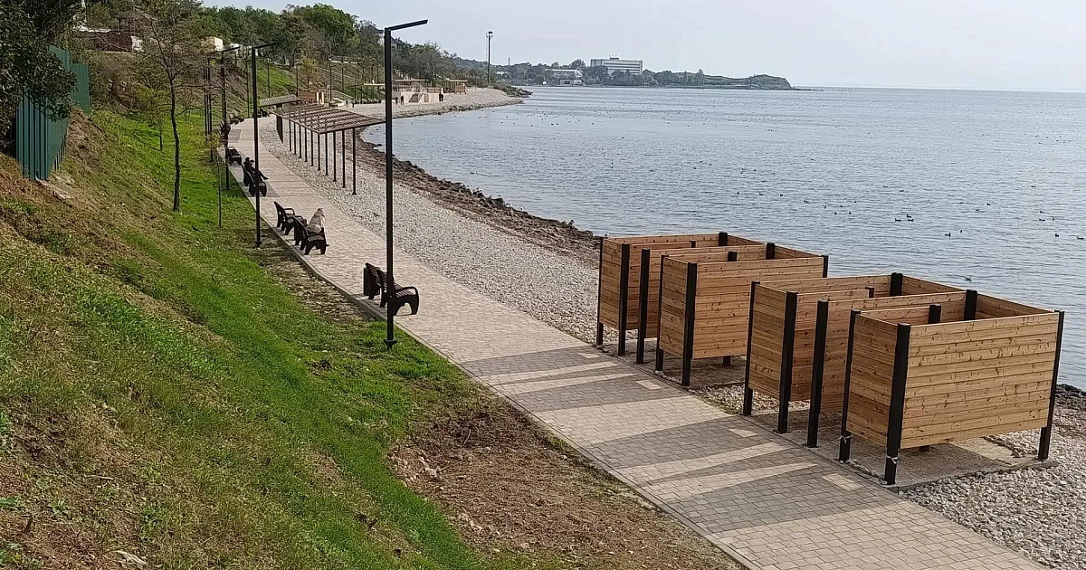 В Керчи завершается благоустройство зоны отдыха на Сморжевского
