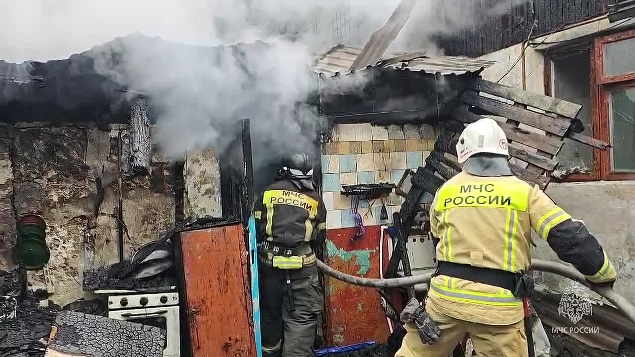 В Ялте локализовали пожар в частном доме
