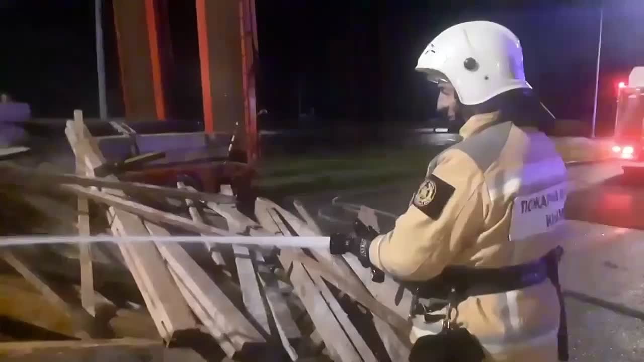 Прицеп фуры горел на трассе «Таврида» в Крыму