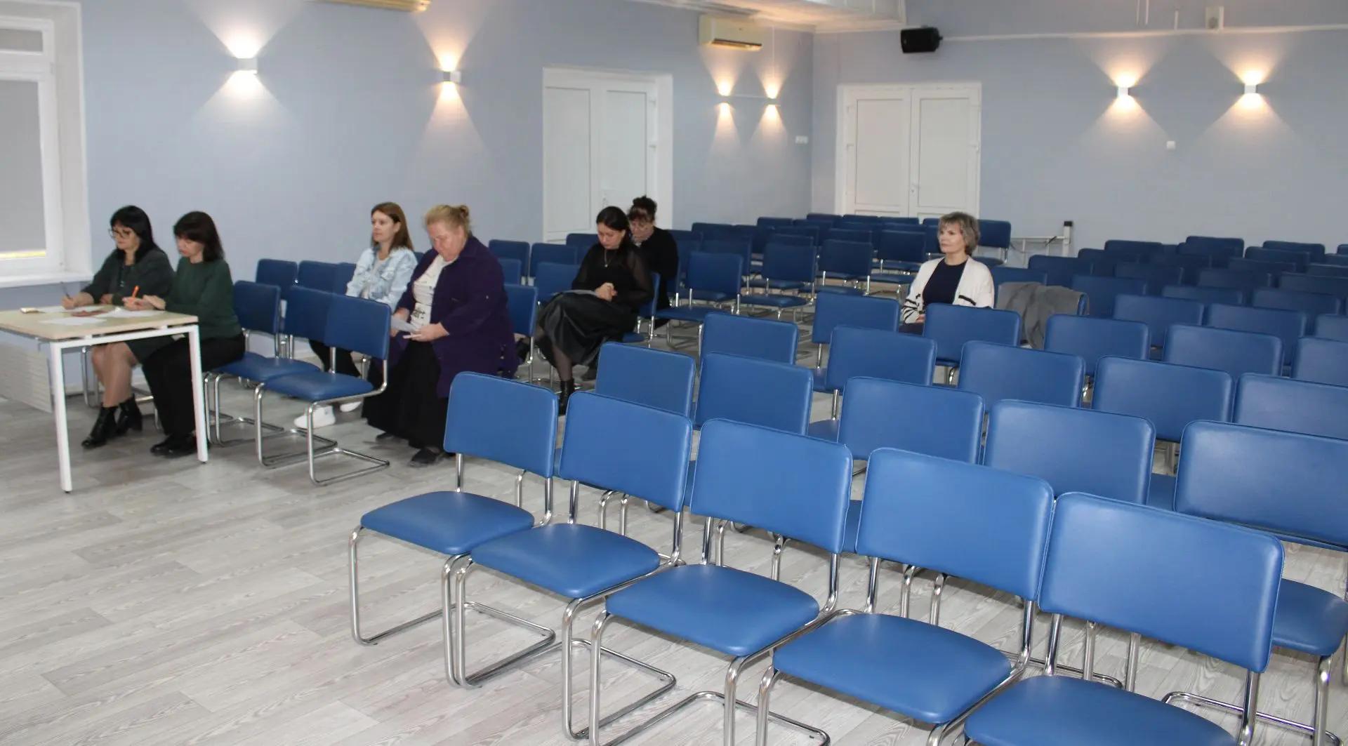 В Ленинском районе Крыма обсудили задолженность по налогам