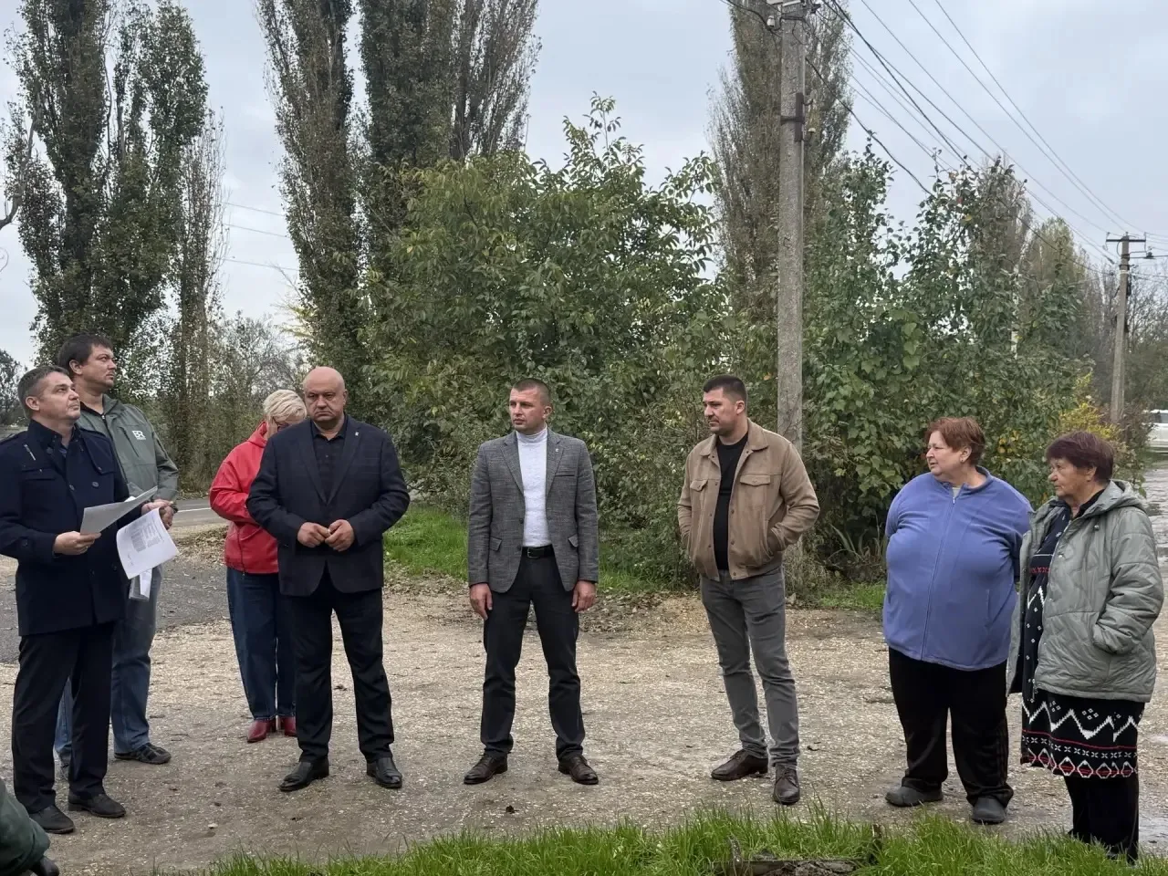 Дмитрий Мильгевский: Провел встречу с жителями многоквартирного дома в селе Зеленое.