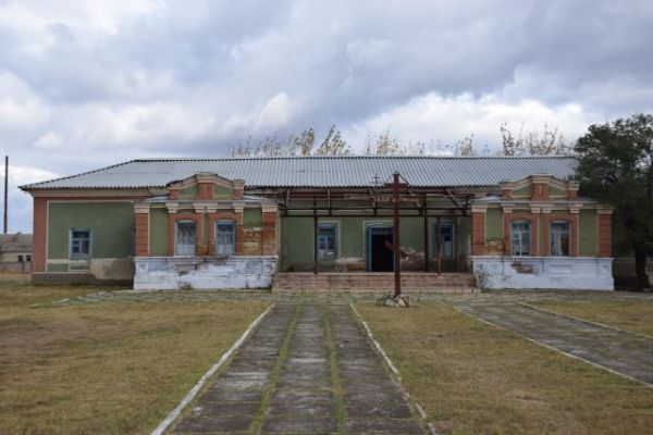 Ленинское сельское поселение крым. Ленинское (Красногвардейский район). Село Ленинское Красногвардейского района. Село красное Красногвардейского района. Село Ленинское Красногвардейский район Крым.