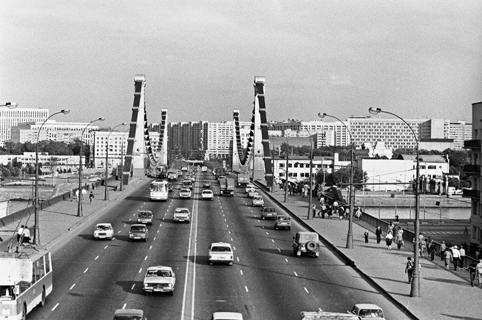 Советский архитектор автор крымского моста в москве. Крымский мост Москва 1938 г. Крымский мост в Москве 1938 год. Крымский брод в Москве. Крымский мост Москва 30 е годы.