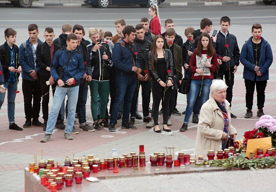 Атака на керчь сегодня последние новости. Керченский политехнический колледж трагедия 2018. Керчь колледж. Керченский политехнический колледж 2018.