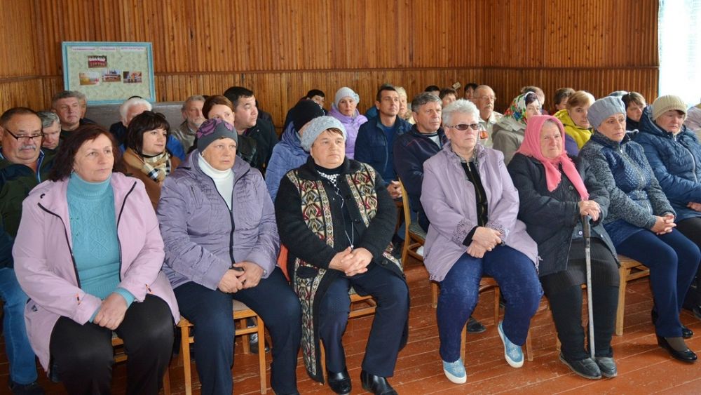 Калининское сельское поселение. Собрание в сельском клубе. Собрание жителей деревни. Собрание жителей сельского поселения. Собрание сельчан.