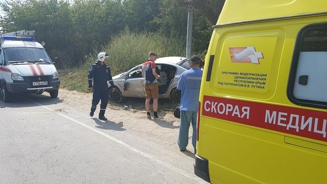 Чп крым. Автомобиль Крым спас. Крым спас авария в Судаке. Трасса Симферополь Феодосия Грушевка.