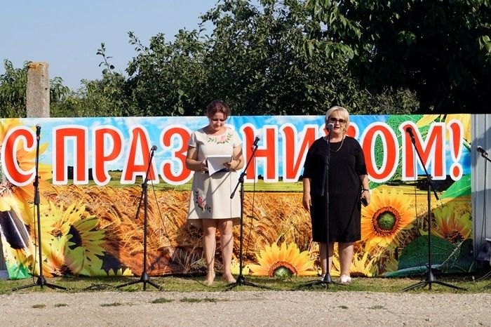 Погода урожайное советского алтайского. Село Урожайное Советский район. Урожайное (Советский район, Крым). Село Урожайное Советский район, Республика Крым. Урожайное Советский район Алтайский край.