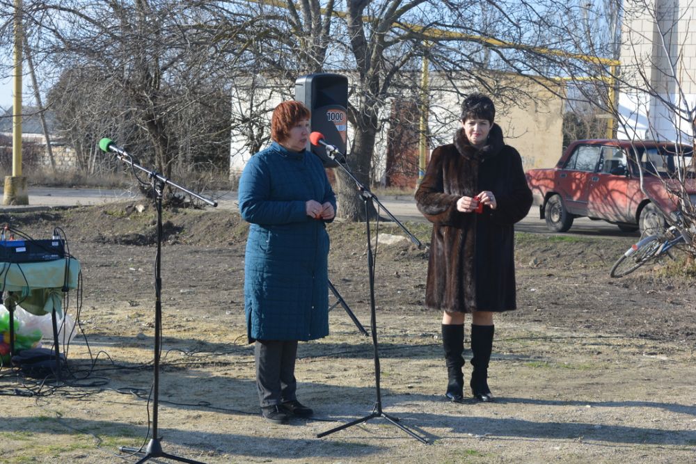 Погода в крыму кировское яркое поле. Яркое поле село.