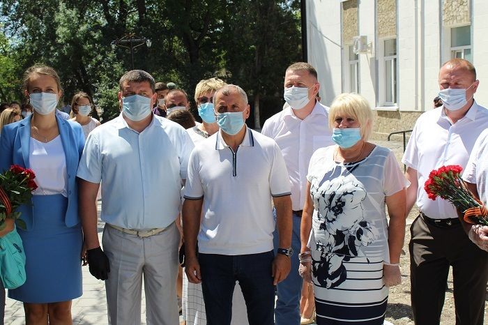 Новости белогорска крым. Глава Белогорского района Амурской области. Администрация Белогорского района Амурской области. Образования в Белогорске Крым. РБХ В Белогорске.