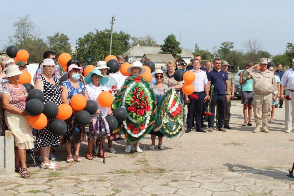 Погода крым батальное. Село батальное. Батальное Ленинский район Крым. Батальное Ленинский район школа. Батальное Крым школа.