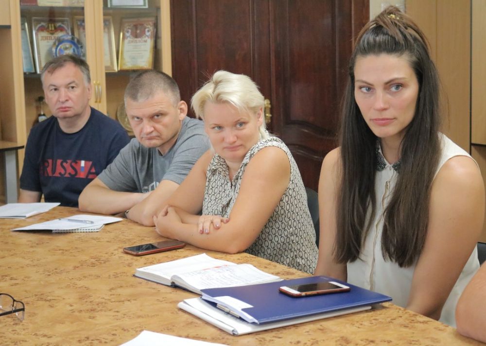 ганаев александр николаевич. россии. заместитель главы администрации красногвардейского района крым. работа в красногвардейском районе для мужчины. заместитель главы администрации красногвардейского района.