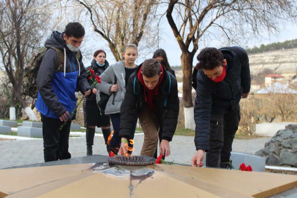 Возло. Кладбище в Советском районе. Администрация кладбища. Кладбище Братск. Новое кладбище Братск.