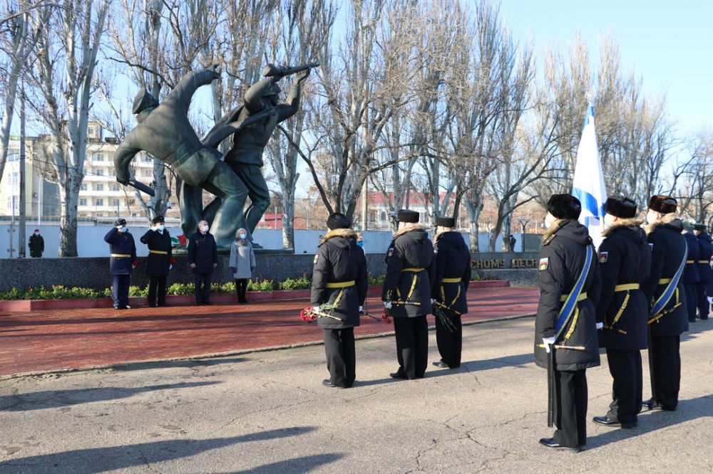 Керченско феодосийская десантная операция презентация