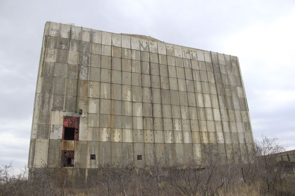 Судьба кубика: нужно ли сносить Крымскую АЭС