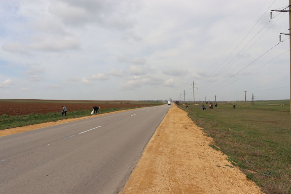 Село сакское. Крайнее Сакский район. Село крайнее Крым. Село красное Сакский район. Дорога Новофедоровка Каневская.