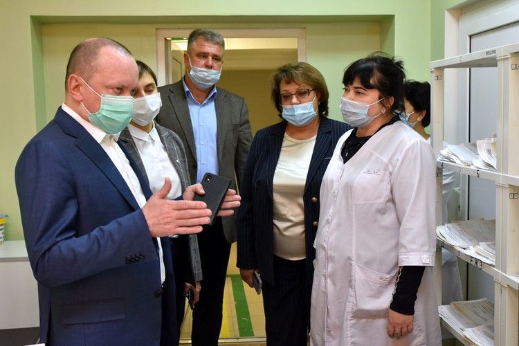 В Крым прибыла делегация из Минздрава РФ для оценки ситуации с коронавирусом