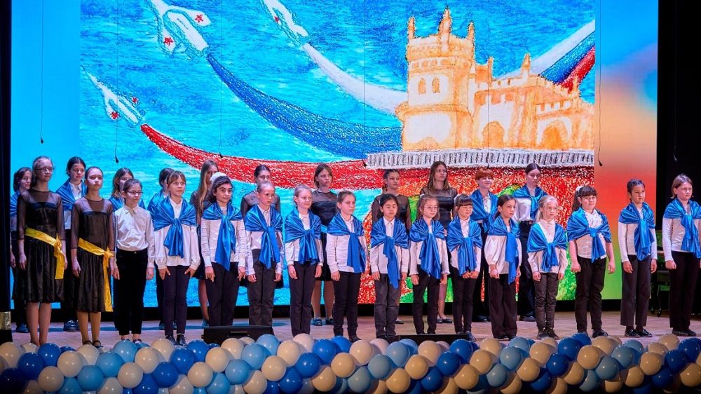 Виват искусство! Состоялся праздничный отчётный концерт, посвящённый 50-летию Алупкинской детской школы искусств