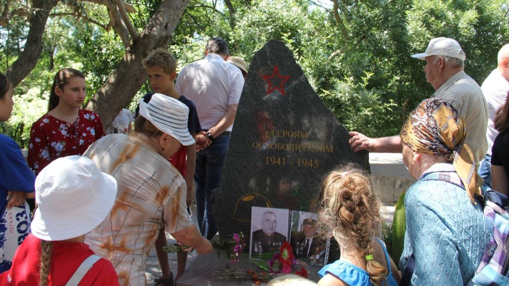 В День памяти и скорби в поселках Южнобережья прошли памятные мероприятия
