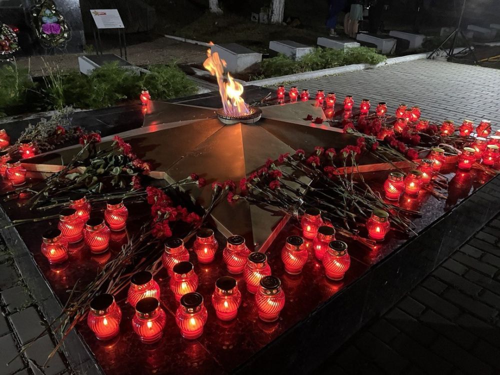 акция свеча памяти. всероссийская акция свеча памяти 22 июня. свеча памяти логотип. свеча памяти и скорби всероссийская акция. всероссийская свеча памяти.