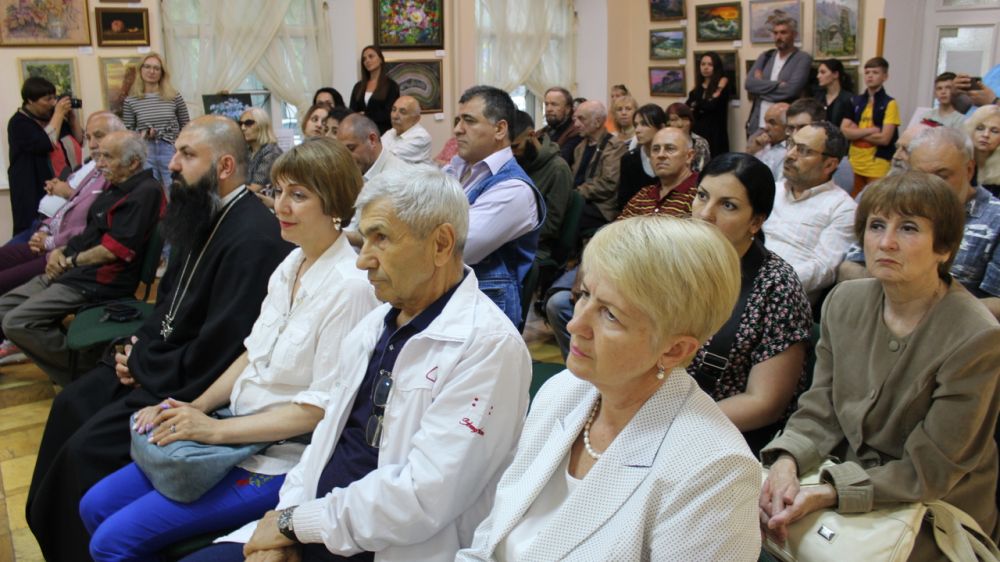 В Крымском этнографическом музее состоялось открытие выставки работ Союза армянских художников Крыма, посвященной 78-й годовщине депортации армян из Крыма