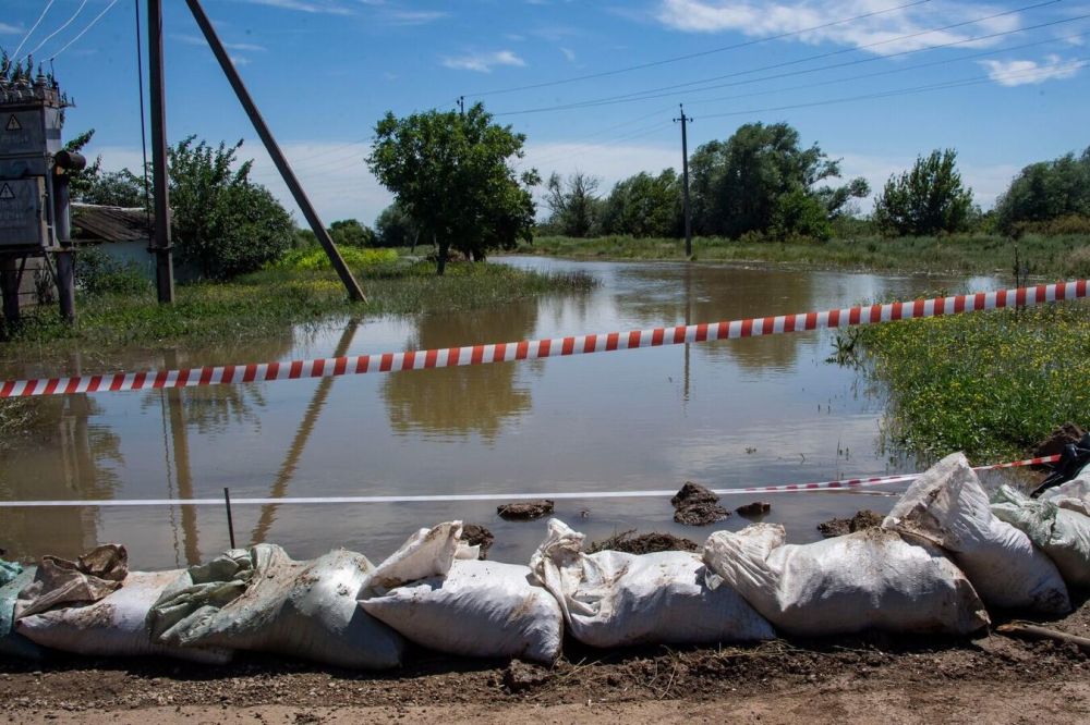 Потоп продолжается: разлив Салгира в селе под Симферополем - фоторепортаж