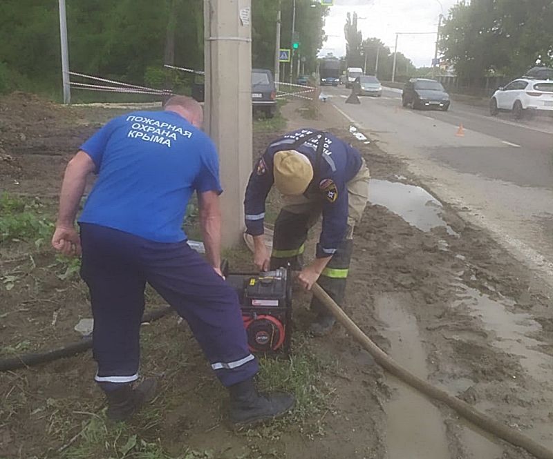 МЧС РК: Продолжаются работы по ликвидации последствий чрезвычайной ситуации, связанной с подтоплениями в Крыму