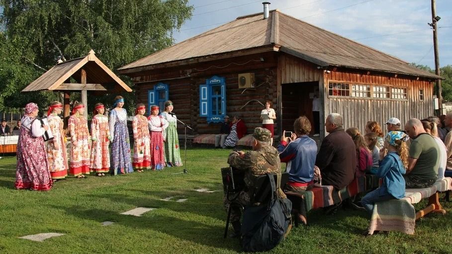 Республика Крым впервые представлена на крупнейшем культурном событии Алтайского края