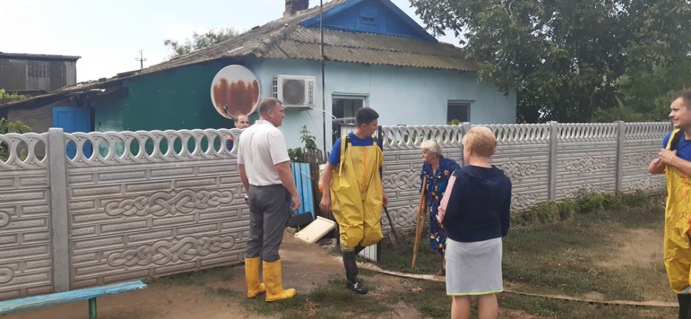 Погода в марьевке. Селе. В селе нет воды. Село Ленинское. Село Ленинское Энгельсский район.