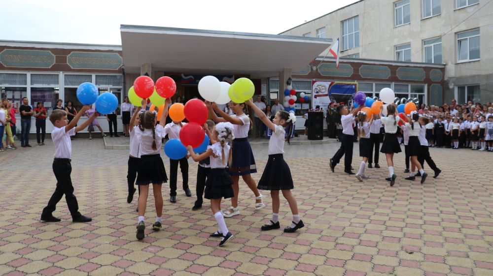 11362 учащихся сели за школьные парты в Феодосийском округе