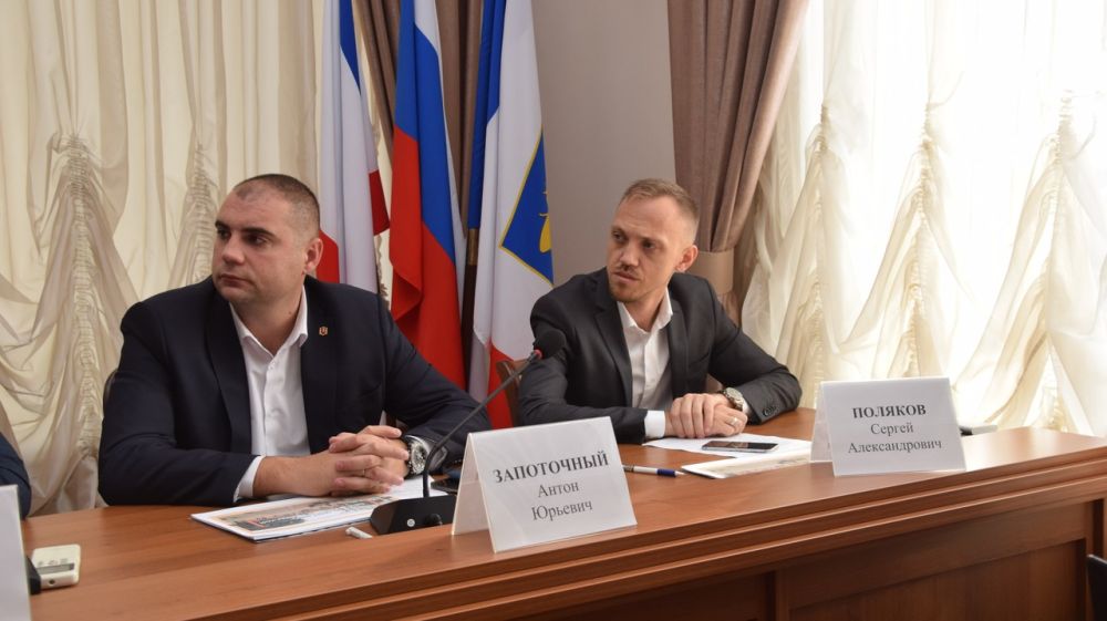 Михаил Афанасьев провёл оперативно-хозяйственное совещание