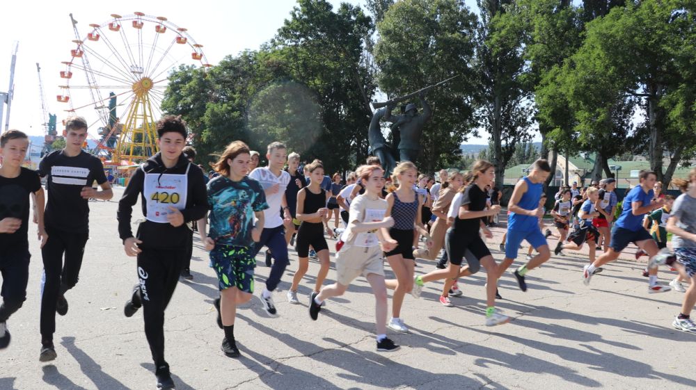 Более 150 феодосийцев приняли участие в благотворительном забеге «Мы За Бег»