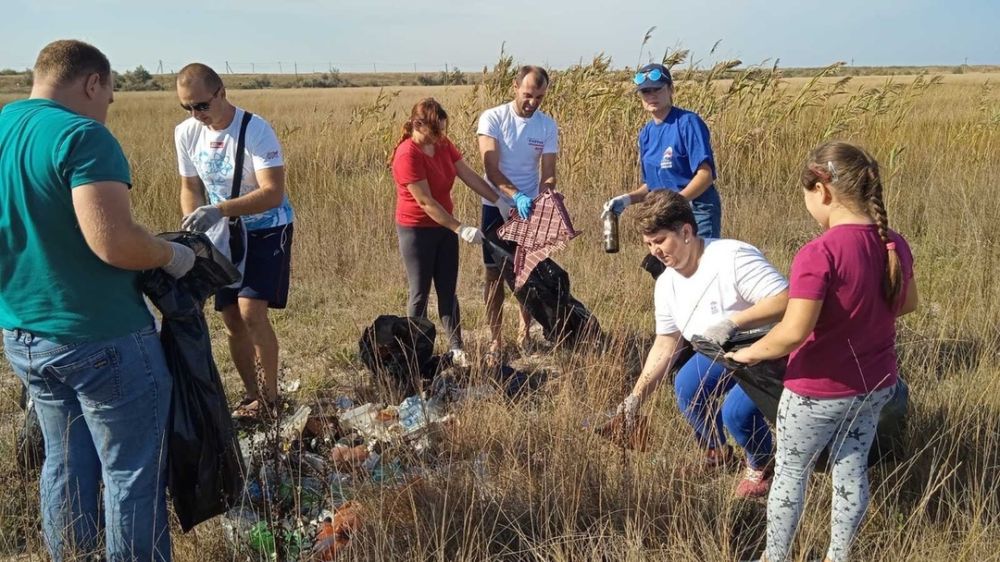 Погода в раздольненском районе крым. Всекрымская экологическая акция чистый Крым. Всекрымский экологический субботник чистый Крым. Акция чистый парк. Раздольненский район.