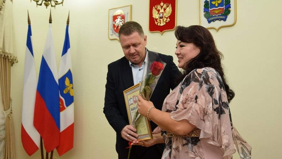 Михаил Афанасьев поздравил с профессиональным праздником воспитателей и работников дошкольного образования