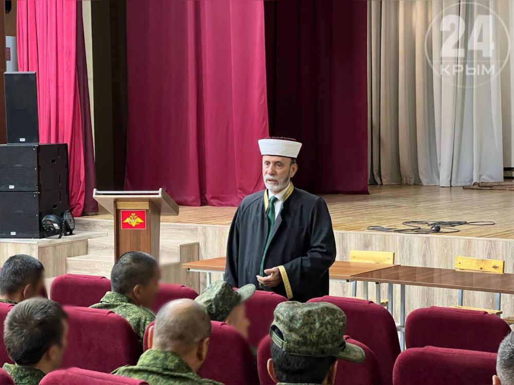 Муфтий мусульман РК и Севастополя встретился с крымскими татарами, призванных на службу в рамках частичной мобилизации