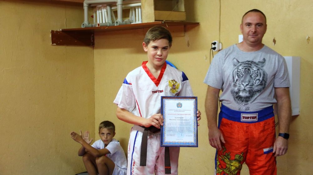 Михаил Афанасьев вручил награды симферопольским спортсменам